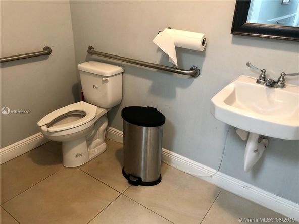 1955 W 68th St, Hialeah, FL 33014